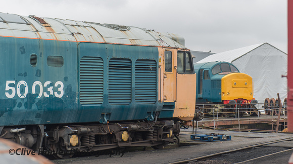 Around the turntable stands Class 50 no. 50033 (D433 Glorious)