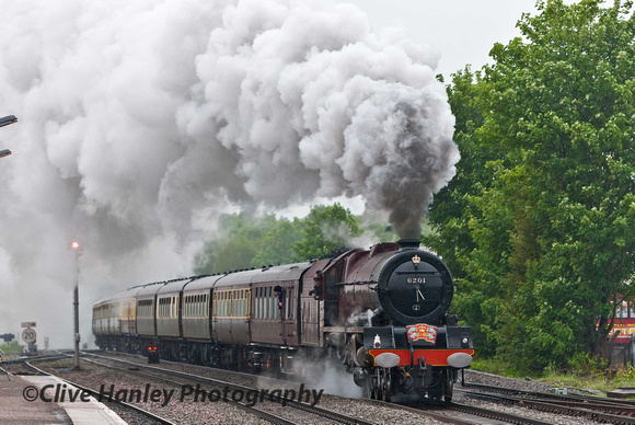 6201 Princess Elizabeth approaches Leamington Spa with the Vintage Trains special.