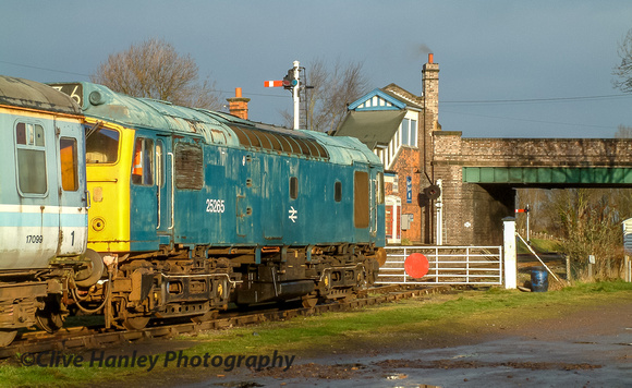 Class 25 no 25265 (D7615) sits in the sidings at Quorn