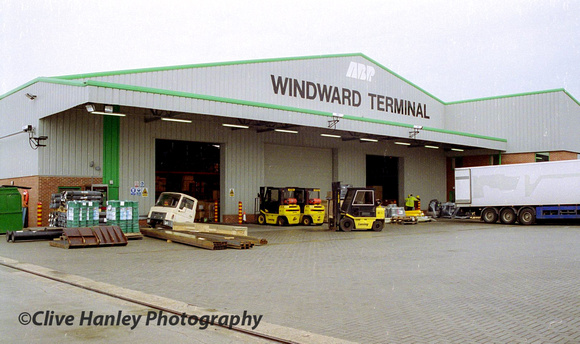 Windward terminal