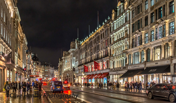 Regent Street with Hamley's Toy Shop over on the right with the red flags.