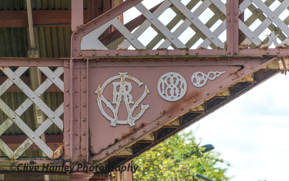 I must admit to not appreciating the artistry in the bridge decoration. GWR 1883.