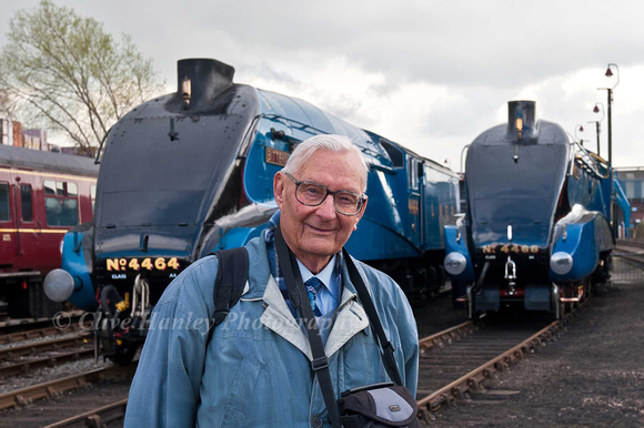 Former Kings Cross "Top Shed" Shedmaster, Peter Townend was a VIP guest to see some of the locos he coaxed to superlative performance on the ECML.
