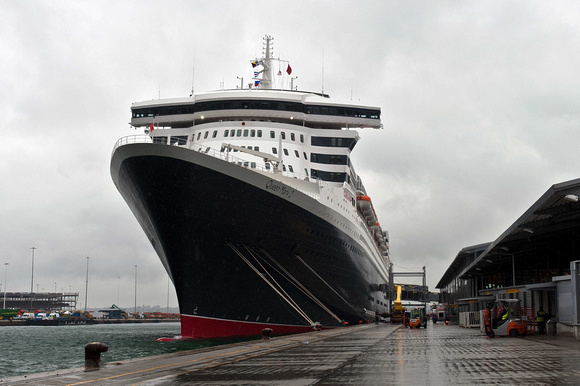 Queen Mary 2 at Southampton in pouring rain!