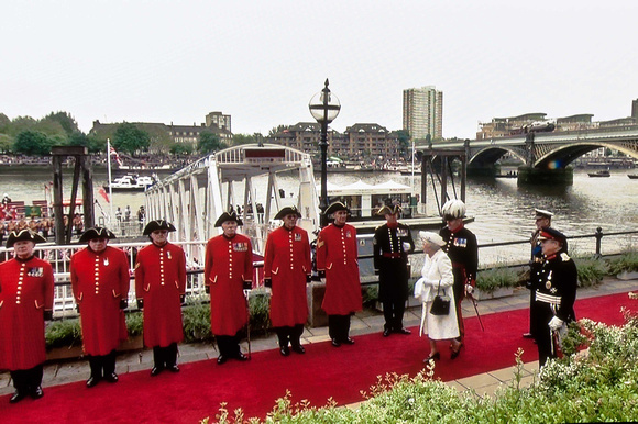 Greeted by the Chelsea Pensioners