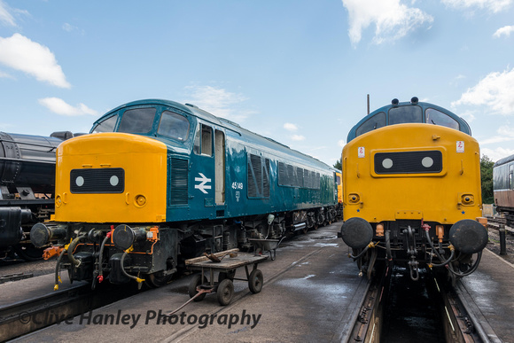 45149 stands alongside the class 37.