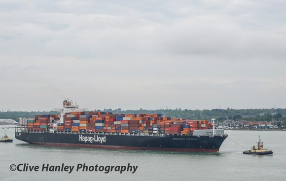 Container ship Vancouver Express (91,200 tonnes)
