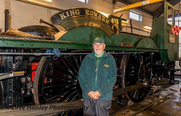 A portrait of Colin Henderson in front of the frames of 6024 King Edward 1.