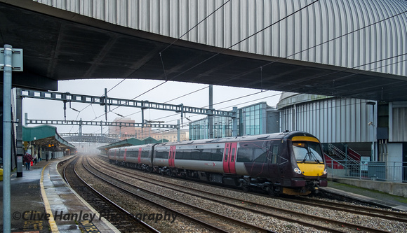 The 14.27 Gloucester to cardiff Central departs from platform 1 at Newport - unit 170623