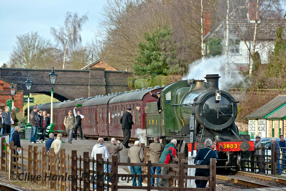 The guard waves the green flag, the driver waves acknowledgement and 3803 can depart towards Leicester.
