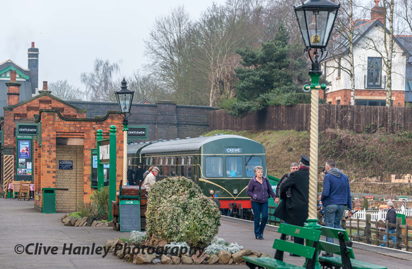 The DMU arrives at Rothley