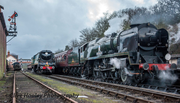 The two Bulleid's stand side by side - unrebuilt 34081 and rebuilt 34027.