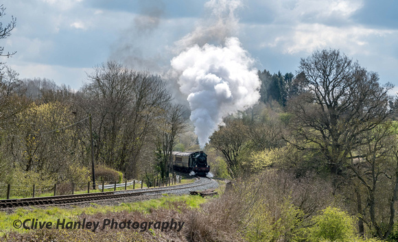 6960 Raveningham Hall accelerates away from the TSR at Sterns.