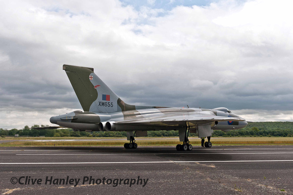 XM655 came to a halt and Eric gets his breath back. Not a good day to pack up cigarettes then?