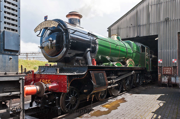 Hall Class 4-6-0 no 4965 Rood Ashton Hall was in steam for the next days Shakespeare Express