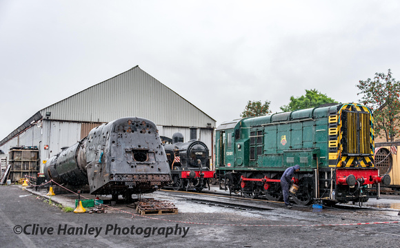Alongside was the boiler from Britannia Class loco no 70013 Oliver Cromwell.