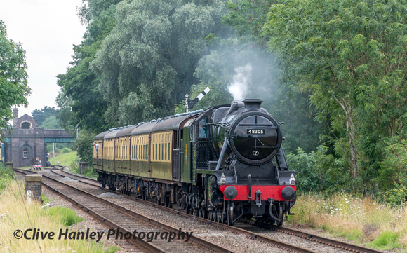 48305 has passed through Quorn station and will coast down the track towards Loughborough.