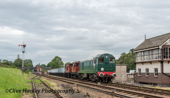 I drove to Quorn in time to see D8098 pass through with the minerals train.