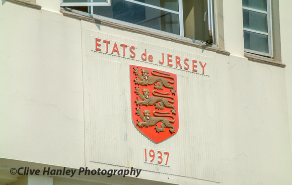 Jersey airport displays it's Fench name "Etats de Jersey" - States of Jersey.