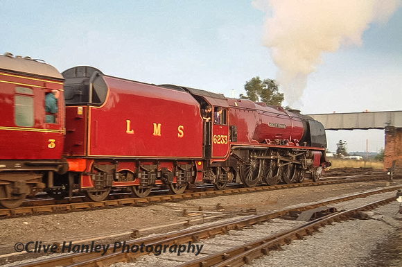 Plans are that 46233 will re-appear in LMS red soon.