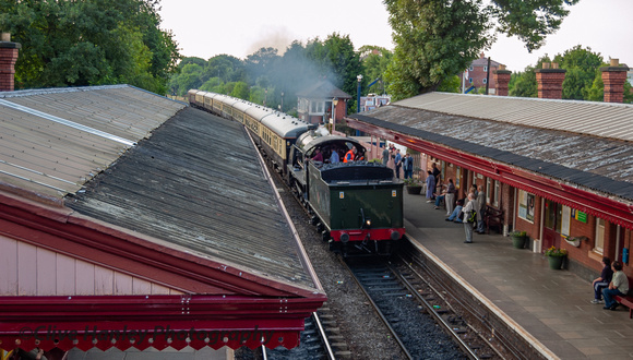 Sir Lamiel brings the evening train into Shirley station.