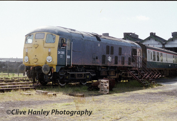 24081 at Southport Steamport