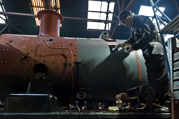The first paintstrokes are applied to Ivatt mogul no 46521.