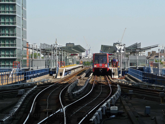 Looking north to West India Quay Station