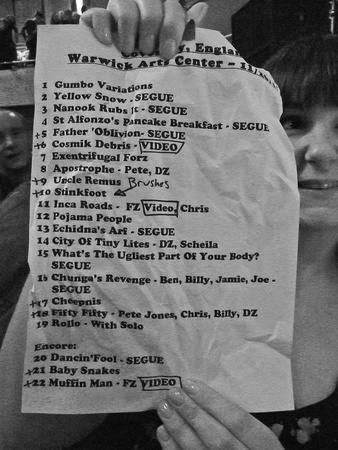A girl got the screwed up set list and she kindly allowed me to photograph it.