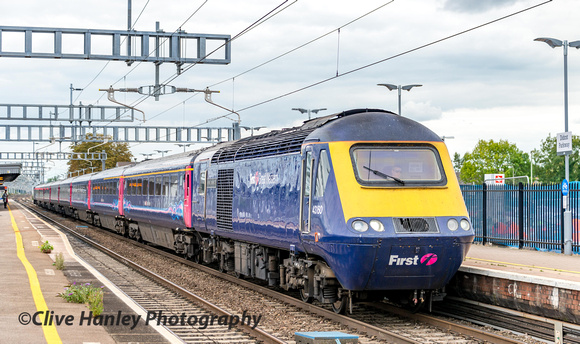 I saw this train at Worcester last Saturday! 43160 Sir Moir Lockheed OBE heads the 14.30 Paddington to Weston-Super-Mare