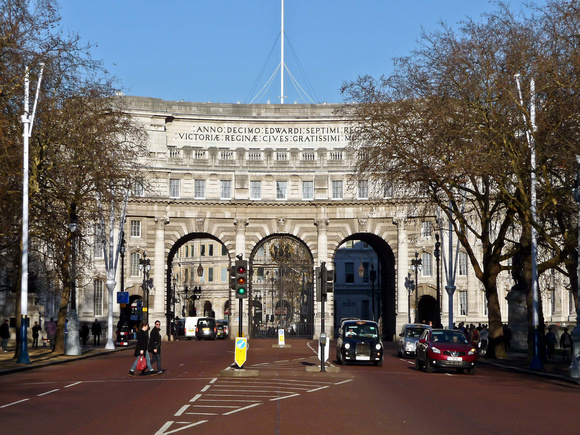 Admiralty Arch stands at the other end of The Mall.