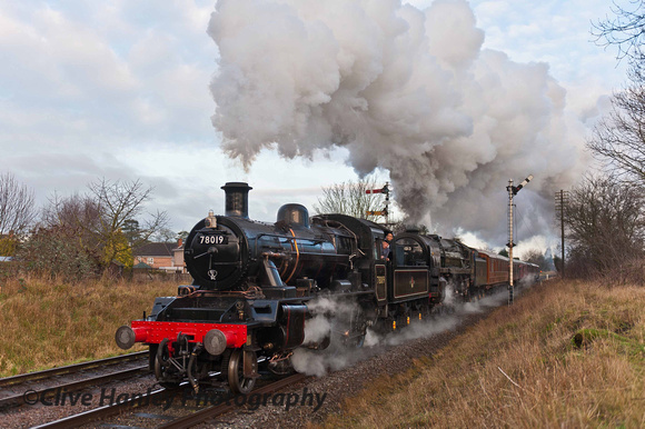 The 9am departure turned up a double-headed surprise with 78019 piloting Britannia 4-6-0 no 70013