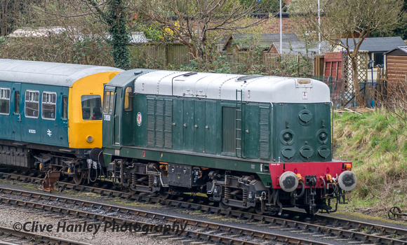 Over in the sidings were Class 20 no D8098 & the blue DMU set.