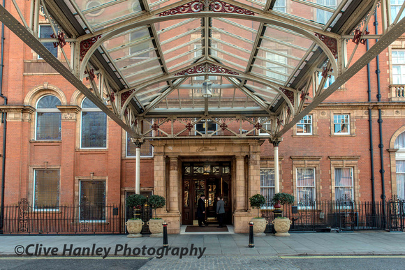 Opposite the entrance to Marylebone Station is the former home of the British Rail HQ.