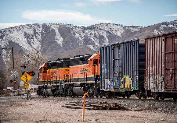 The train was hauled by two BNSF locos.