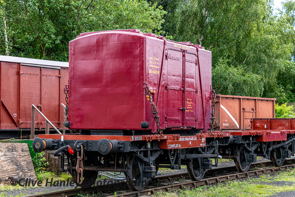 The restored container BD 4303B sits on a conflat wagon.