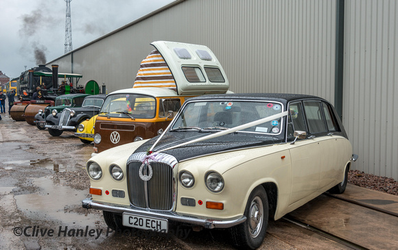 Several classic cars looked somewhat out of place here! Note 70000 Britannia beyond.