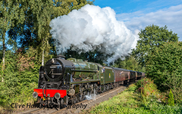 46100 Royal Scot heads south from Bridgnorth