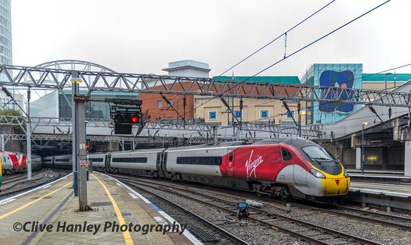A Pendolino arrives from London