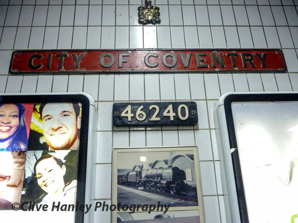 Finally back at Coventry via platform 2 meant having to walk over the bridge. That enabled me to pay homage to the nameplate of 46240 City of Coventry.(RIP)