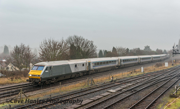 DVT no 82303 leads the Chiltern train from the sidings towards Kidderminster station.