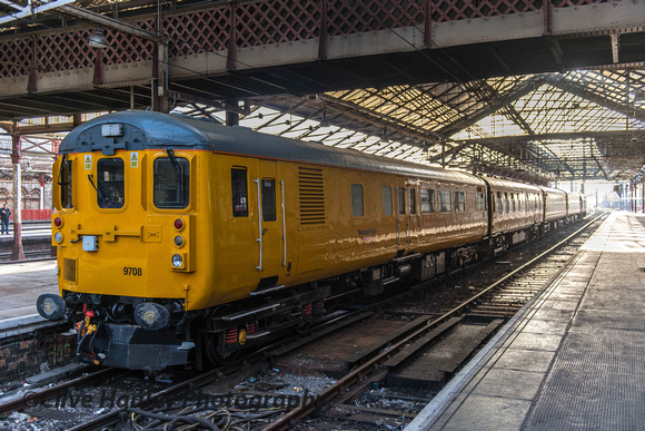 Finally at Crewe. The 1st train I saw was this Network Rail departmental train.
