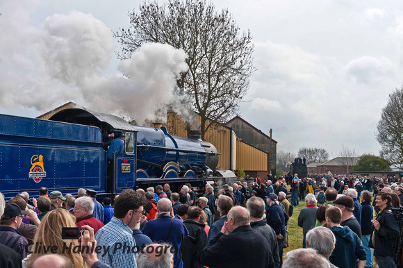 6023 King Edward II receives the applause of the crowds...