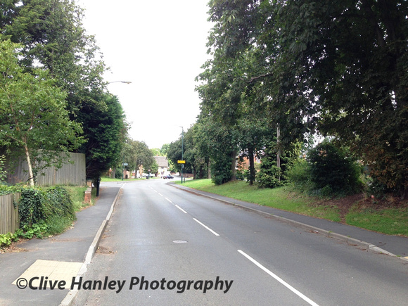 A rare shot of Ettington Road - almost devoid of traffic. Stags Head pub in the distance.