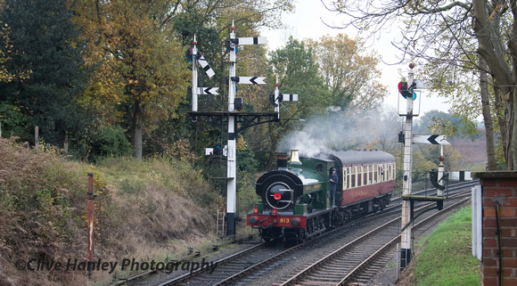 0-6-0 no 813 arrives at Bewdley and is passing the signals.