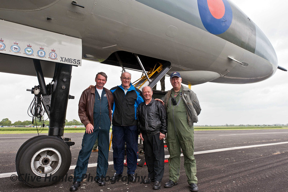 Wing Commander Mike Pollitt, Gp Captain John Laycock, Squadron Leader Barry Masefield and 655 MaPS Chairman, Charles Brimson