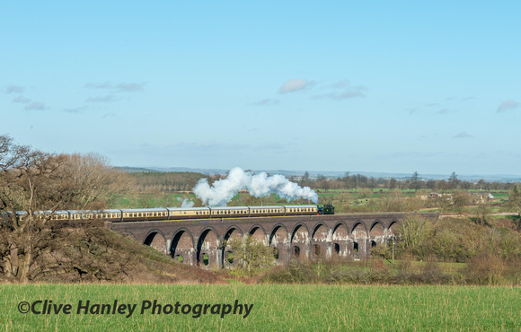 A walk over the fields to see some trains over the Stanway viaduct. 5542 takes the 11.45am towards Laverton.