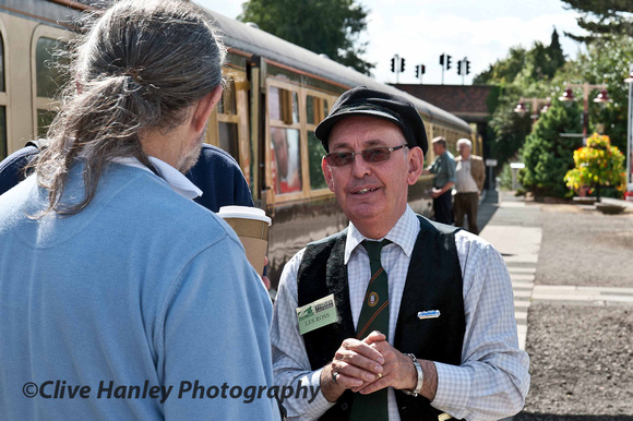 Broadcaster/DJ and Midlands celebrity Les Ross was supporting Vintage Trains