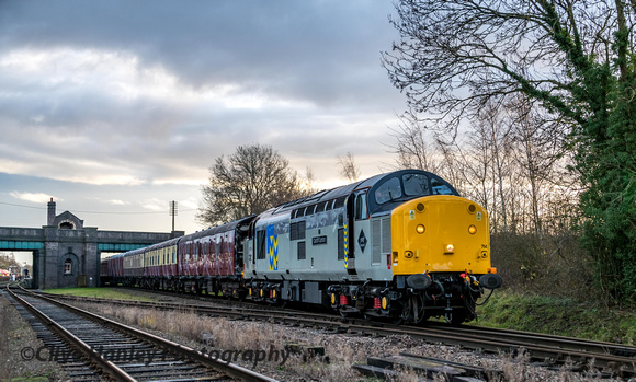 37714 departs Quorn with the ecs to Loughborough.