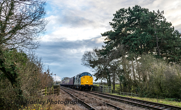 37714 on the approach to Quorn.